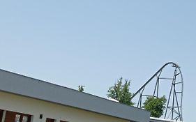 Loft Park Zator, lokalizacja przy wej Parku